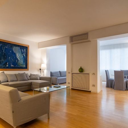 Attic With Terrace And Jacuzzi - Luxury Apartment Roma Exterior foto