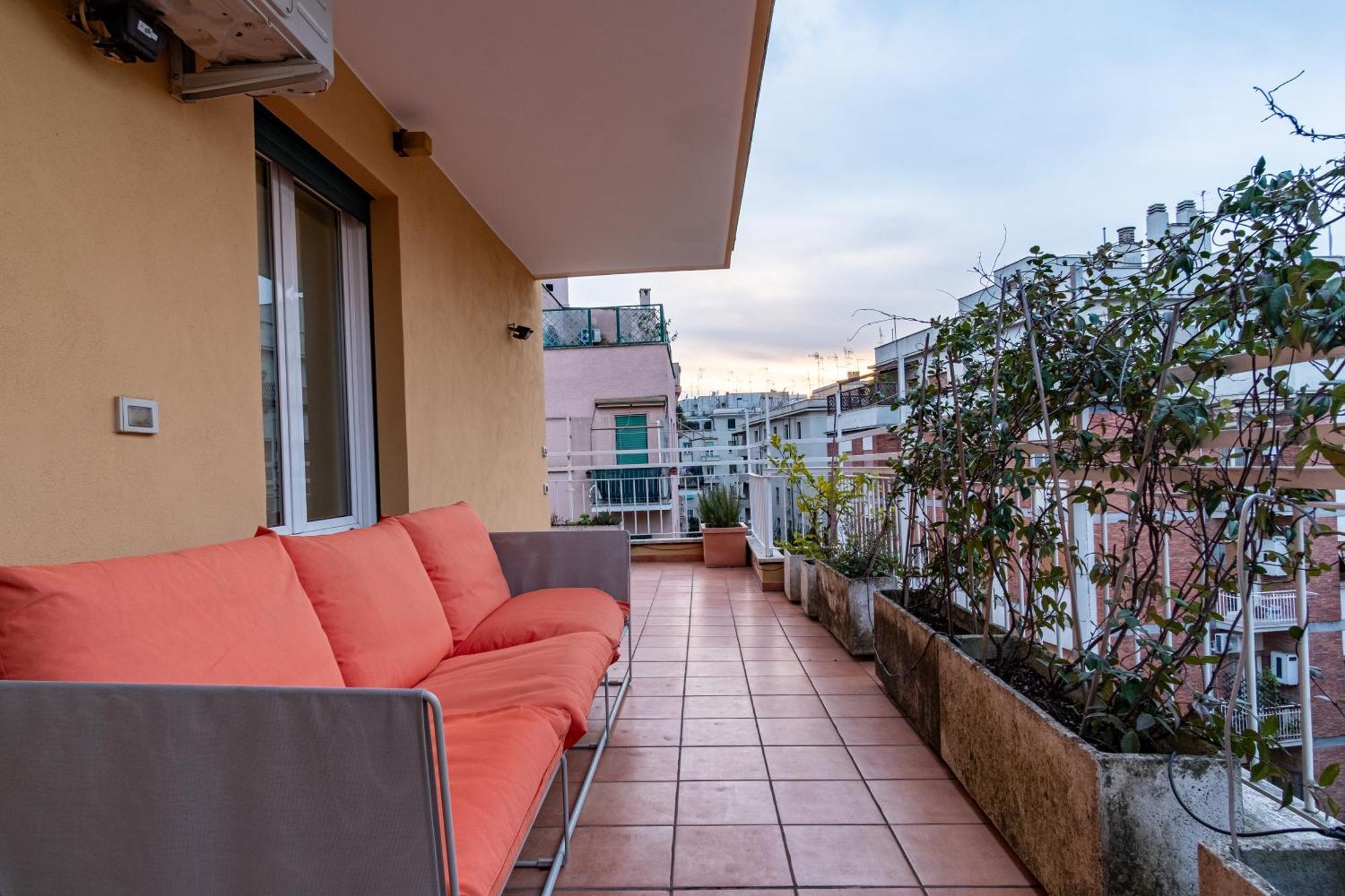 Attic With Terrace And Jacuzzi - Luxury Apartment Roma Exterior foto